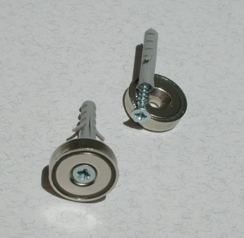 FLUX-Senkmagnet mit Schraube und Dübel (20mm x 5mm)