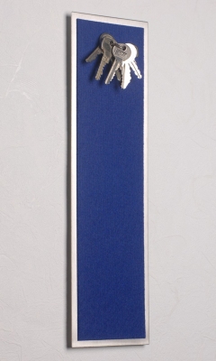 FLUX-Pitchboard, Edelstahl-Schlüsselbrett (in 42 x 12 cm) blau