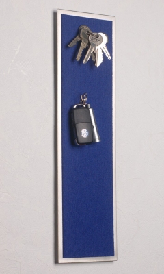 FLUX-Pitchboard, Edelstahl-Schlüsselbrett (in 42 x 12 cm) blau