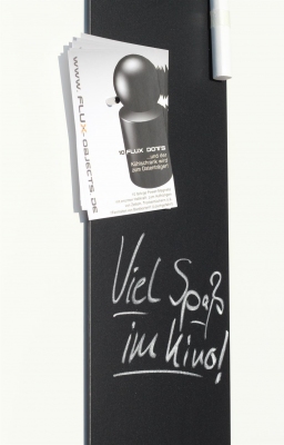 FLUX-Pinnwand mit Tafelfolie (in 90 x 12 cm)